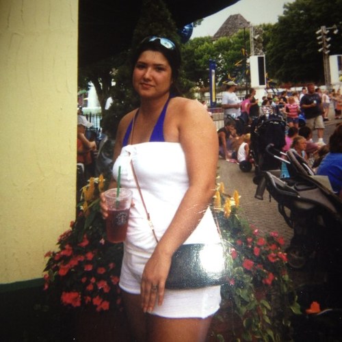 Teiwa Potts marketing management, w/ background in property management, investing, and real estate