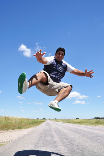 phpablocoronel's profile picture. no tengo todo pensado...ni mi vida resuelta...solo tengo una sonrisa y espero una de vuelta!!!