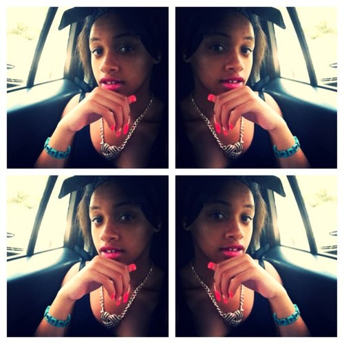 Dont Need No Bio, Im A Cool Person, nd Cute !! Thats All Follow Mhee on IG @xx_brightiee_