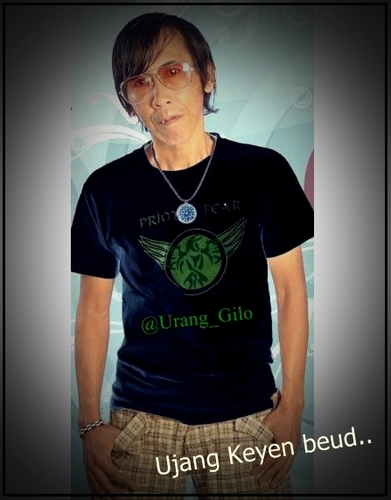Nama: Franstanickty Etishell Flesthan | Panggilan: Ujang