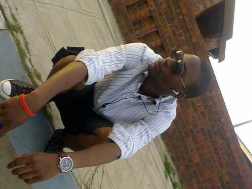 Just an ordinary citizen of S.A tryin do well for myself, isn't everybody?!?!?!