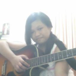 HeartHolline's profile picture. NOT THE REAL HEART HOLLINE Kind,Lover,school singer,guitarist (any kind) ,pianist and 12YO now. I DREAM to be a POPSTAR