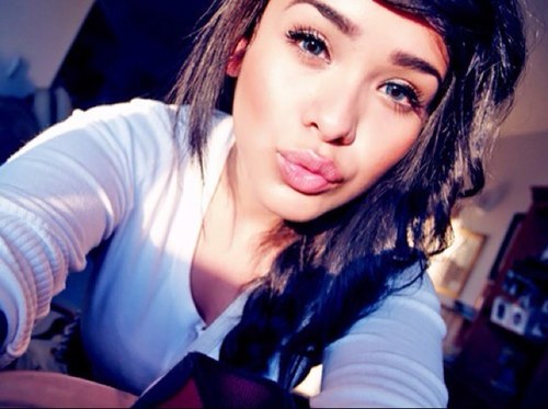 just an ordianry girl. ✌follow me, ill follow back :)