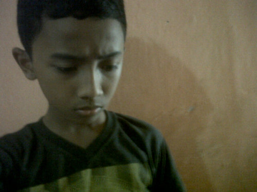 madedwi_48's profile picture. Vanya azkia ♥