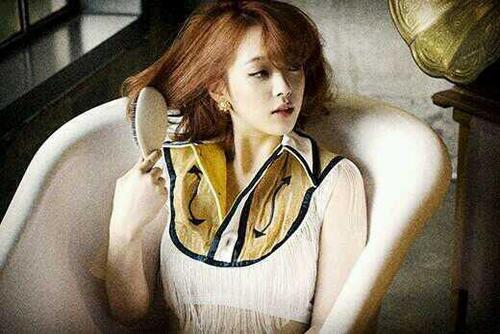 V.A.L.[S].K  ¤ PINK TAPE ¤ Official faker of Cho Sulli,not real Sulli ¤ fantalk already ^^ #VirtualClone #ImmaParody