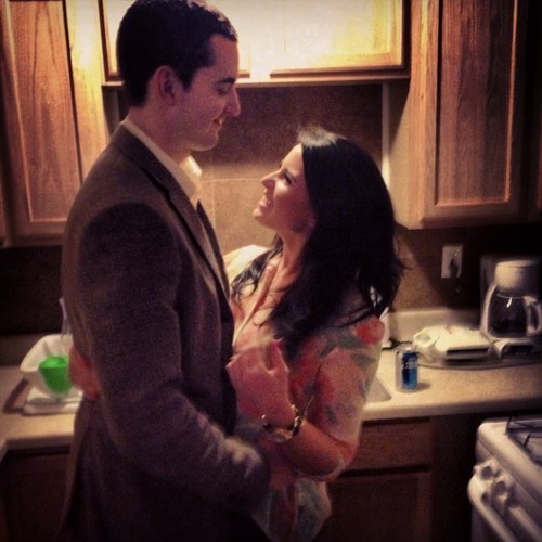 MeganMcKinney_'s profile picture. All I need in life are a few good friends and a few good beers. O! And Chipotle.