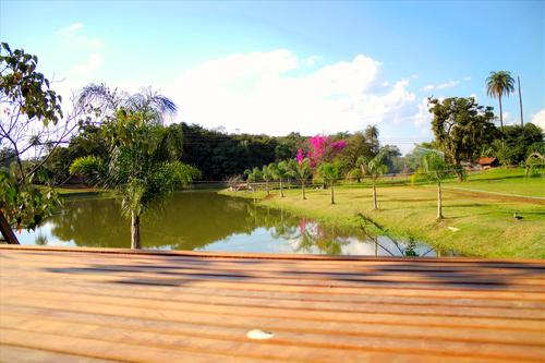 O Hotel Fazenda Igarapés oferece toda a tranqüilidade da natureza para quem quer curtir momentos de felicidade junto das pessoas que ama.