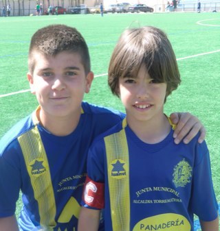 GermanPerona10's profile picture. Jugador de futbol,seguidor del barça y del atletico de Madrid, muy seguidor de David Villa y de @Marc Marquez desde pequeñitoy de Ramon Melendi❤