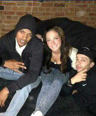 100 % #TeamNDubz Make sure you are also following @TheTeamDappy @TheTeamTulisa and @TheTeamFazer