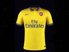 love arsenal loads and I'm a junior gunner.