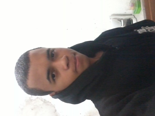 Rapcore, Hip-Hop, Rock, Trash Metal, Heavy Metal, New Metal, Screamo. 16 anos, I'm speak english. Je m'appeles française.
