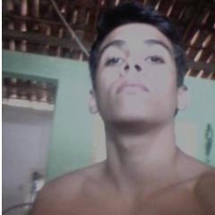 na sombra da noite acontece coisas , quem madruga é quem pode ver ..
