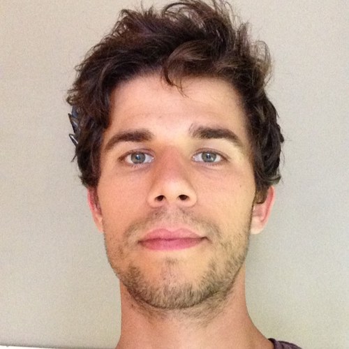 AlexyDV's profile picture. 