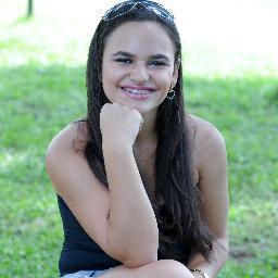 Nossas dúvidas são traidoras e nos fazem perder o que, com frequência, poderíamos ganhar, por simples medo de arriscar.