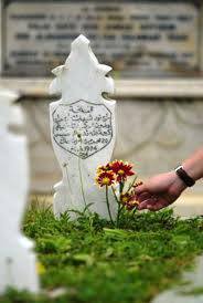 gagak_sang's profile picture. bercumbu dgn maut, bercinta dgn kematian...