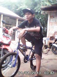 pengen bangat bisa bahagiain semua nya …!!