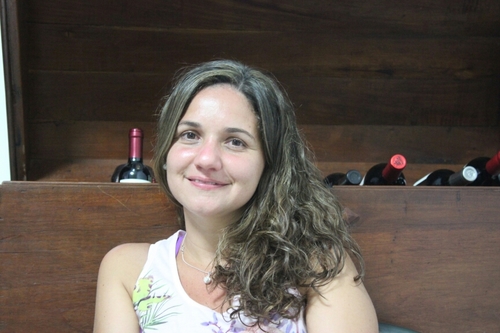 Paraguaya, docente y madre. El tesoro más grande del ser humano son las palabras ellas pueden encender vidas y apagarlas! Twitter... Un tributo a las palabras!