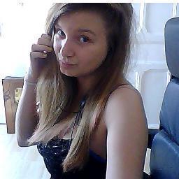 CreaPolyvore's profile picture. 