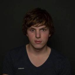 18 jaar ||  Fotovakschool || Cibap Zwolle || Music ♥ || Photographer/Filmmaker || http://t.co/Wp81td6gVN ||