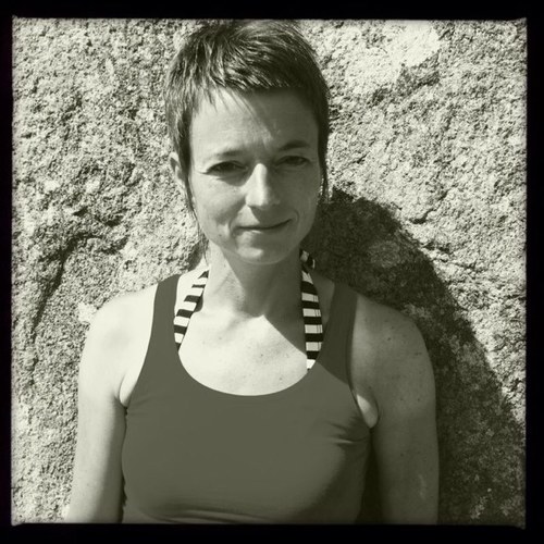Vrouw van @borthartog - moeder - docent beeldend en ckv - hardlopen - kunst - koken - creatief - strak interieur - minimalisme - apple - volvo940
