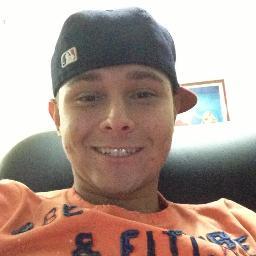Peço a Deus que me livre do mal, da inveja e maldade do homem ♫