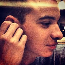 Jcarp1923's profile picture. 