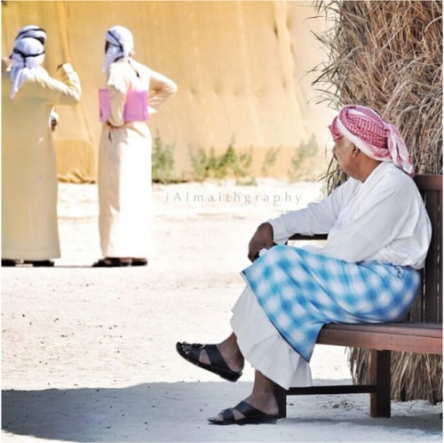 ‏‏احاول اني ما اقتبس... و الكلام اللي اكتبه يعبر عن حالتي النفسيه لانفصام الشخصيه بالتويتر..                             احس كذا اني كتبت كلام فخم ')