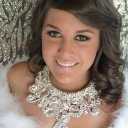 La vida y la muerte son, en definitiva, dos caras de la misma moneda. 
Candidata Oficial a Miss Beauty Wordl Tachira 2013