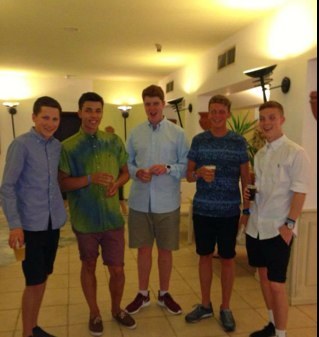 tom_moore827's profile picture. 