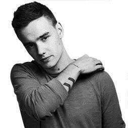 si tu pouvais me cree Un pakoirlandaisbritish metisse au cheveux bouclé sage et fou en meme temps tu serais genial. #Directioner un jours directioner toujours.