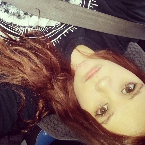 Ashley , 18, Florida, in love with cats