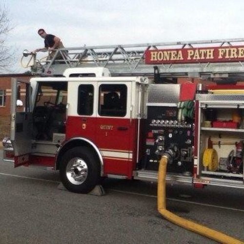 Honea Path Firefighter, workout at Golds Gym