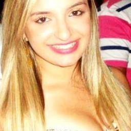 LaramarinaMJ's profile picture. Eu digo o que condiz, eu gosto é do estrago.