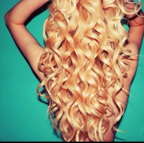 bitchy & blonde