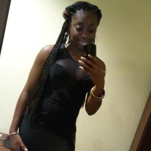 #TeamLesbian #TeamFollowBack #TeamGemini 
Me, myself, & I...yea that's pretty much all I care about.
IG: @kortknee90