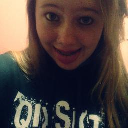 Foda-se que eu sou errada.               

                  
 ♥ Juuh Neumann ♥