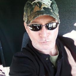 Loves Jesus On the road sharing Gods Love and Good News at Truck Stops and Travel Centers all across the USA. (( t ))