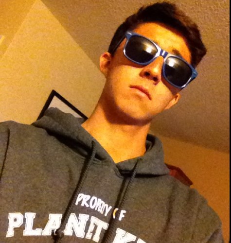 ryry906's profile picture. 