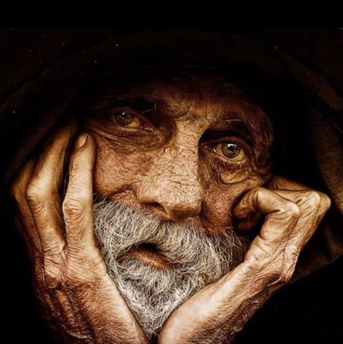 مهتم بـ السيآحه الخَارجيه تَعليمْ اللغات ~ معلومآت وغَرائب أسأل وأجيب ~ لابد من الشطحات .