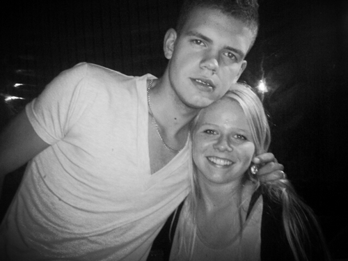28-08-2011' loveyou