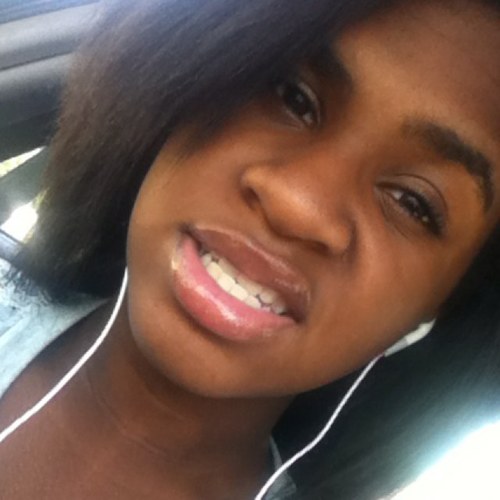 im real and i say how i feel lol but i love alot which is a bad thing sometimes