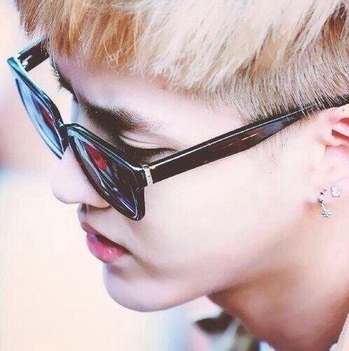 อู๋ ฟ า น บ อ ท ไ ม่ ใ ช่ เ รี ย ล . เ งิ ง ข อ ง แ ท้ แ ม่ ใ ห้ ม า เ ลิ้ บ น ะ y e a r ๆ♥