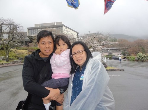 Husband and father of a large family, dad to seven wonderful children, marathon runner and passionate investor.
