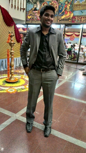 PraveenCoolmr's profile picture. 