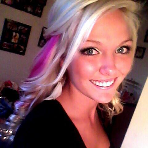 You're only as strong as the cocktails you drink, the tables you dance on, and the friends you hold on to. ♥ Love Life-ColoRADo