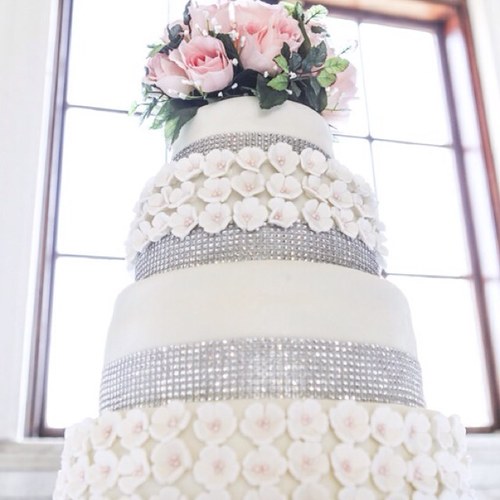 Atlanta's premier custom cupcake, event cake and specialty mobile bakery.