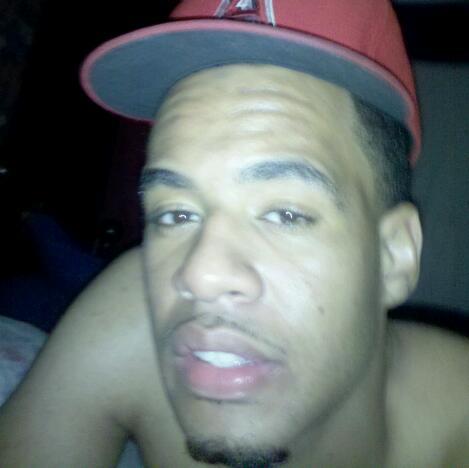 Macking and Hanging.....And putting ya girl face in my lap....