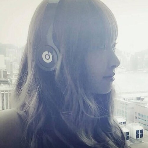 I love Victoria's handsome dance oppa kyuhyun. I love Victoria's chingoo changmin. But most of all, I love Changmin's beautiful qiannie. ^^