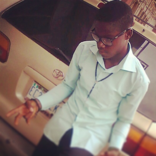 30% wierd, 30% annoying, 30% creepy, 10% normal = 100% me........ #teamfollowback