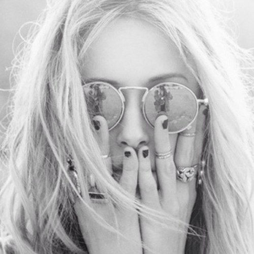 I love hippies, judge me